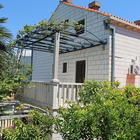 Apartments And Rooms Villa Mir Zaton  Exterior foto