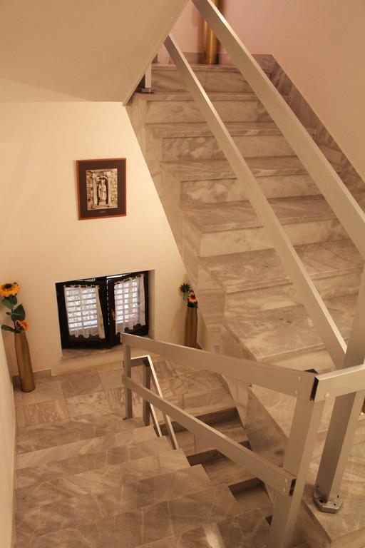 Apartments And Rooms Villa Mir Zaton  Exterior foto